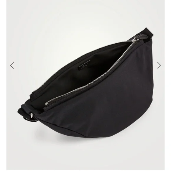 SOLD The Row Banana Bag - Picture 5 of 10